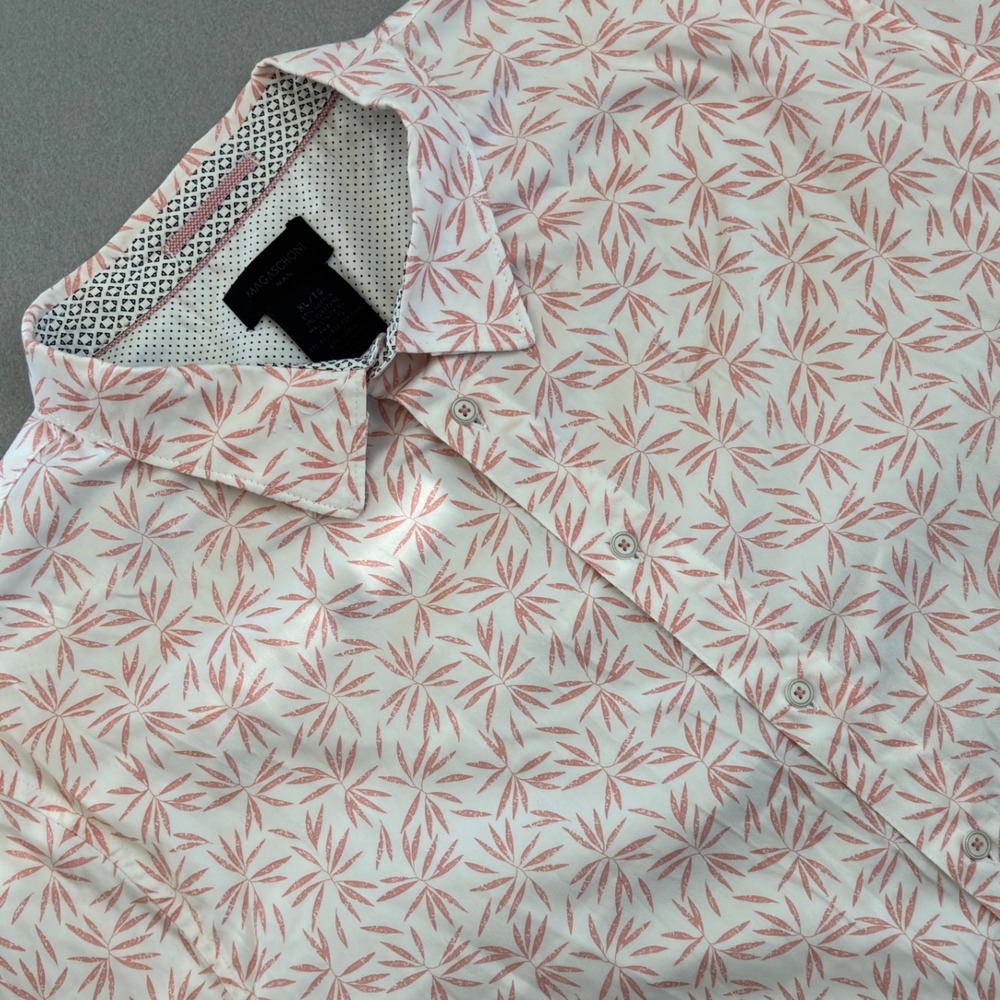 Magaschoni Man Mens XL Pink White Leaf Print Short Sleeve Button Down Shirt